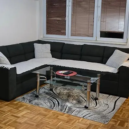 Lägenhet Apartman Aylin 2 Tuzla