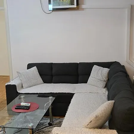 Lägenhet Apartman Aylin 2 Tuzla